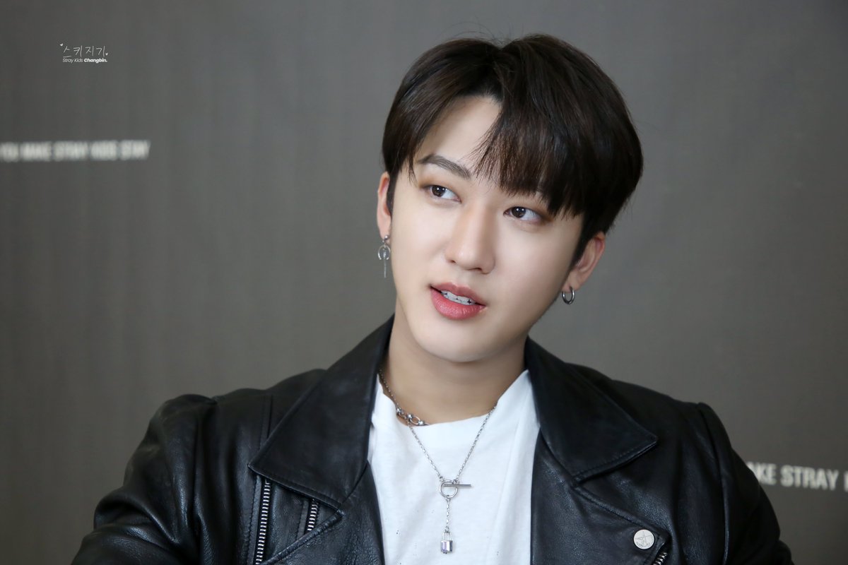 Stray_Kids's tweet image. [스키지기]
HQ 201020 #창빈 #Changbin
&amp;lt;IN生&amp;gt; VIDEO CALL EVENT

bit.ly/3dKwcmp

#StrayKids #스트레이키즈
#IN生 #INLIFE
#BackDoor #백도어
#YouMakeStrayKidsStay