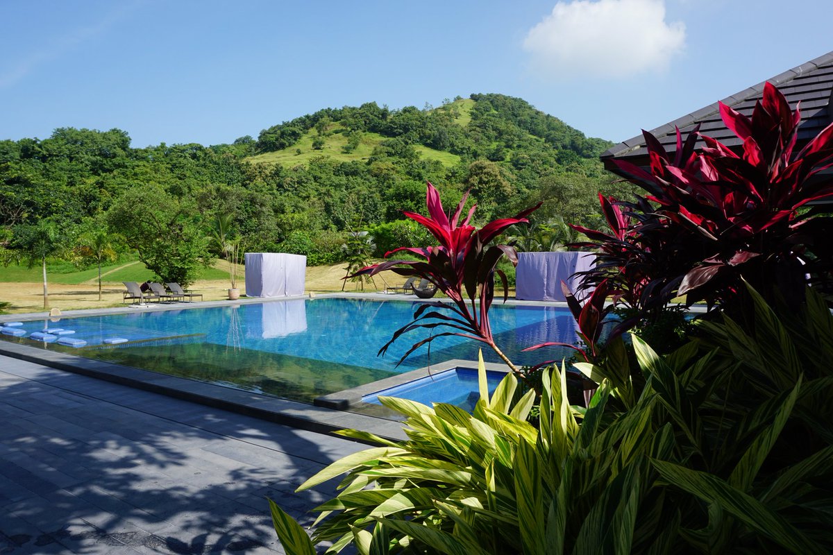 avenuesound_in's tweet image. Ditch your unattractive bulky outdoor speakers for a better option!
These rock look-alike speakers by RBH Sound deliver crisp and clear audio while seamlessly blending in your environment. 

avenuesound.in

#outdooraudio #RBHsound #AvenueSound #NothingWeDoIsOrdinary