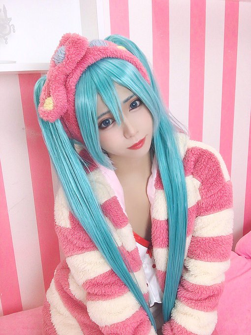 Twitterのコスプレ画像25