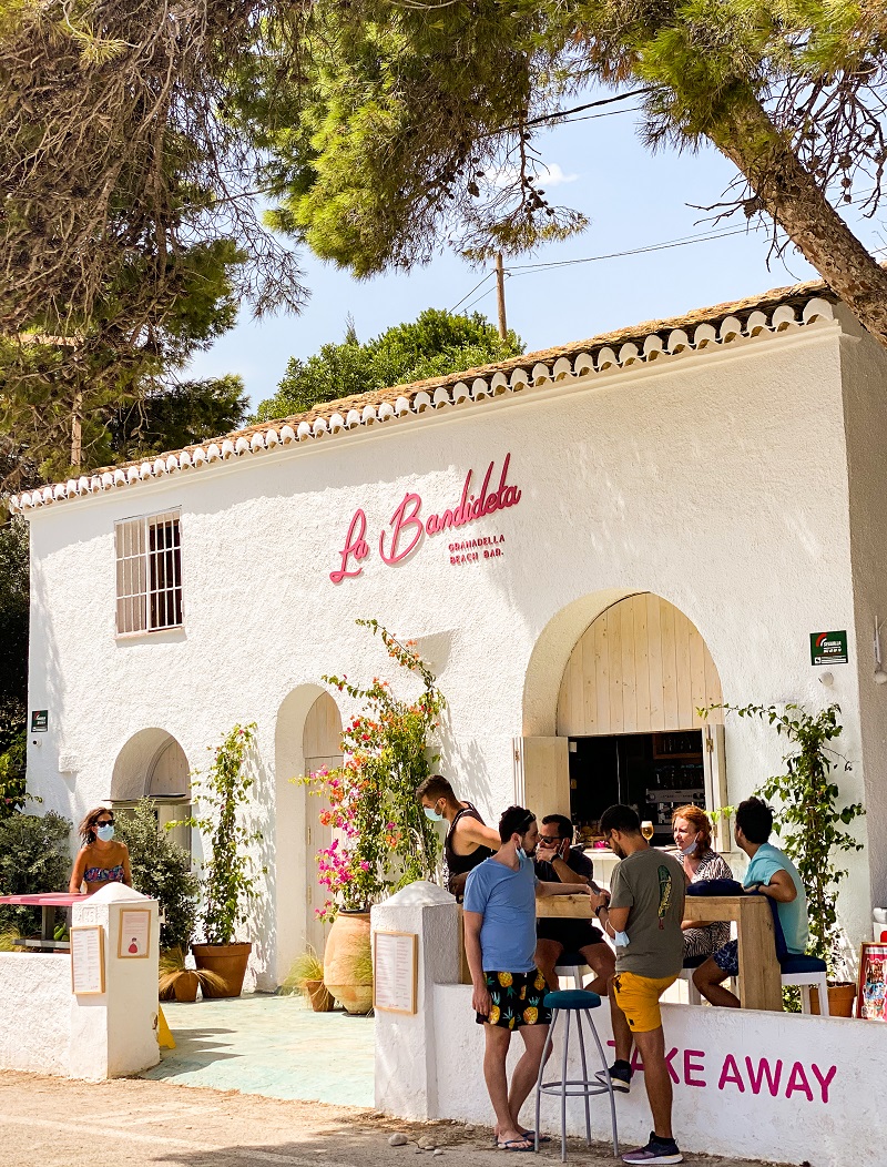 La Bandideta, un lugar único con toda la esencia de #Jávea #Xàbia 
xabiaaldia.com/la-bandideta-u…