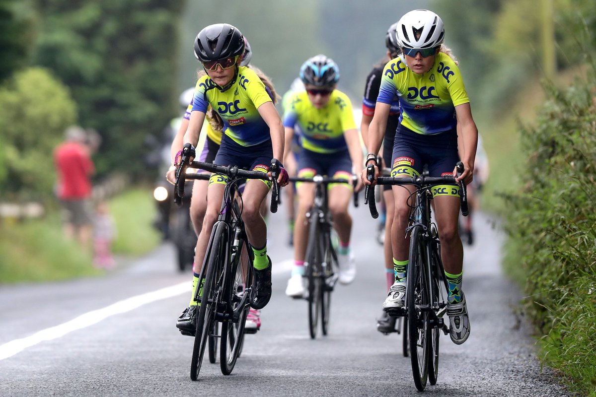 Ireland will be placed on Level 5 of the Plan for Living with COVID as of midnight tonight.

🚴‍♂️ Train solo and within 5km of home
🚴‍♂️ Club sessions can continue for school aged children (max pod of 15)
🚴‍♂️ Travel exemption to take children to training

cyclingireland.ie/cycling-news-i…