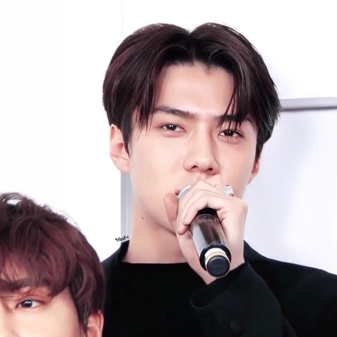 A thread of sehun being the most attractive person ever ♡