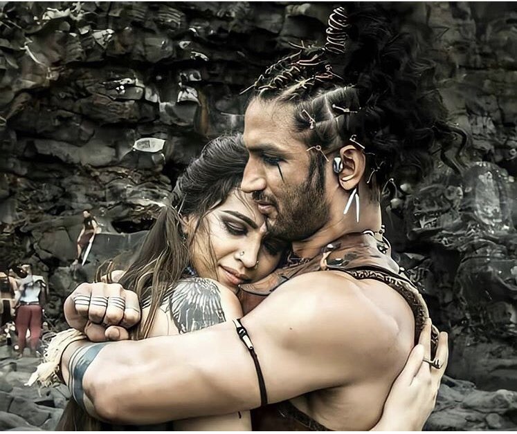 tishhhh7's tweet photo. Saiba and Jilaan ❤️ #raabta #sushriti @kritisanon @itsSSR https://t.co/rfTEwy8KuD