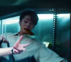   #LeeKnowIsSpecialIt is to overcome a fear cause I& #39;ve tried and my god it takes a LOT of courage to attack it head on.I love how he& #39;s not afraid to make a fool of himself to have fun and to makes others (members and stays included) laugh and I adore that, and you can tell +