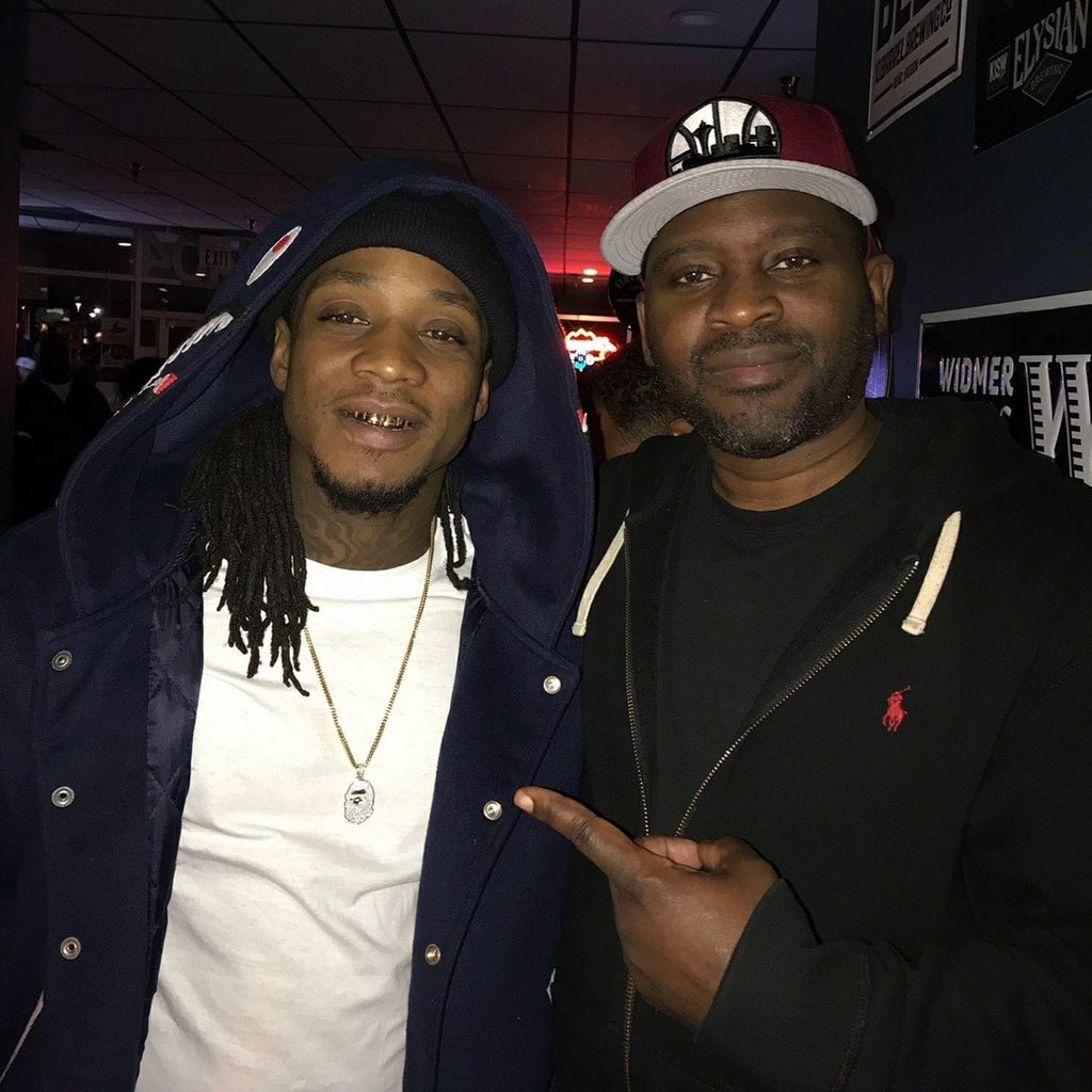 DJPeg206's tweet photo. Kickin’ it with @forrealambush 3 years ago today at Central Ave Pub... He had it LIT!! 🔥 https://t.co/JraLA6TJso