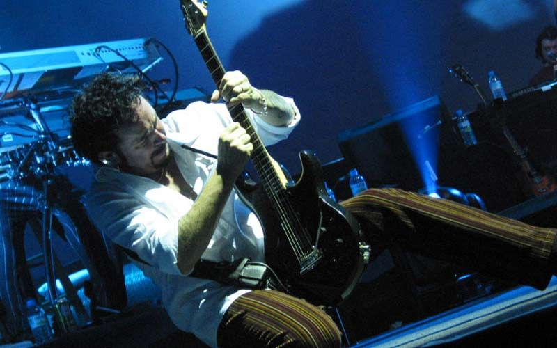 Happy 63rd birthday to Steve Lukather of 