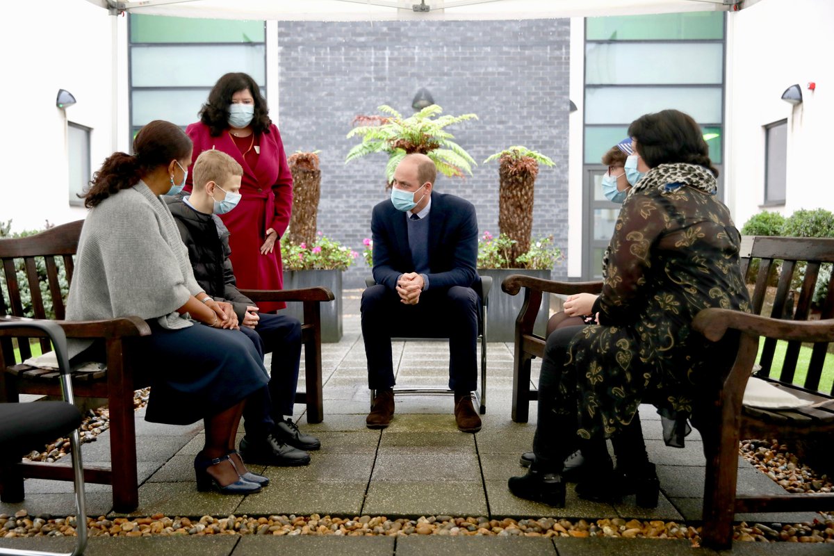 The Royal Marsden Hospital is one of the world's leading cancer centres today, having opened its doors in 1851.
This new state-of-the-art facility will allow the staff and patients that The Duke met on today's visit, to accelerate the development of new treatments for cancer. https://t.co/FnDsKL0JiV