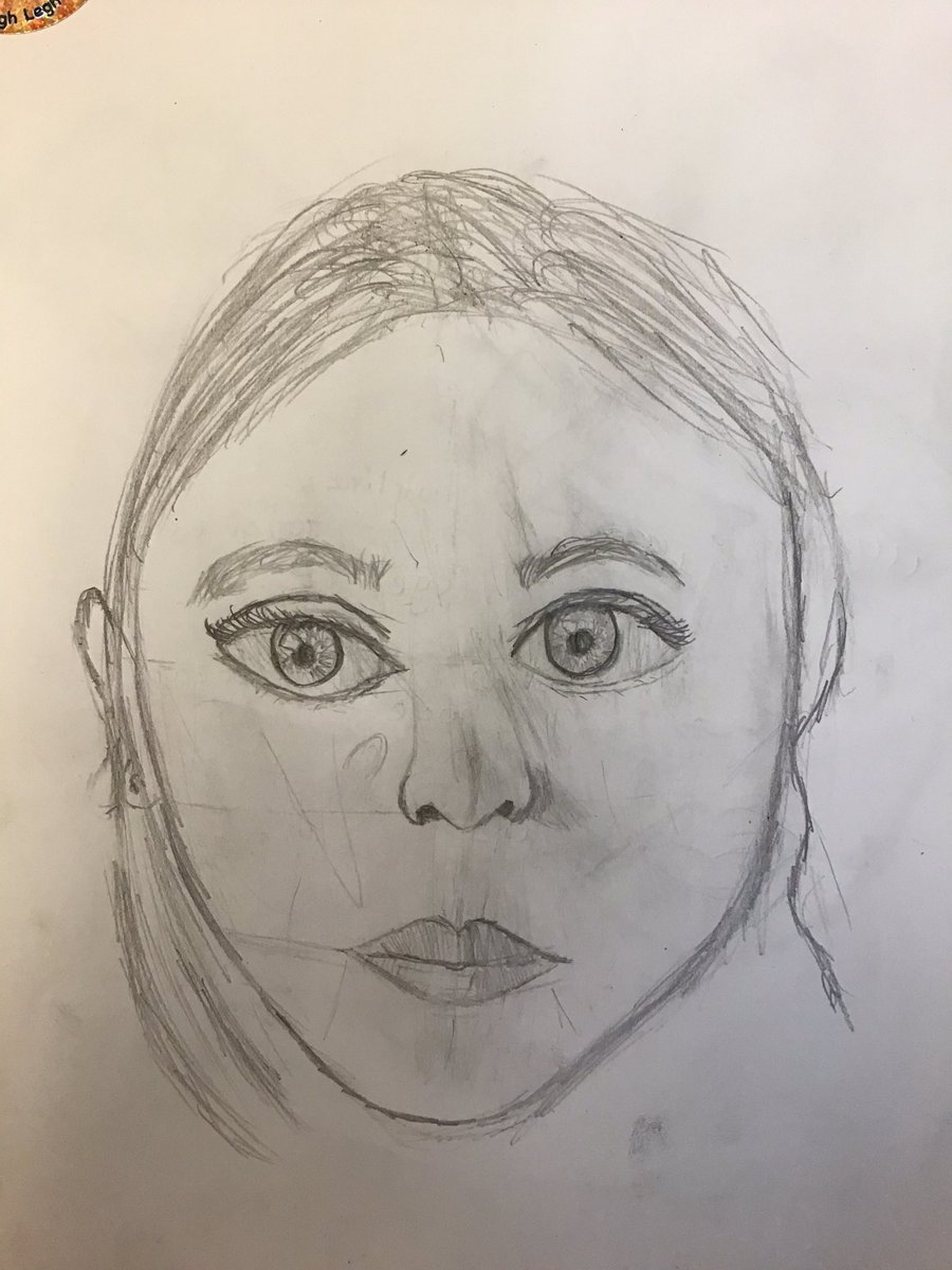 HighLeghPrimary's tweet photo. Y6 are beginning their portraits #firstattempts #concentration https://t.co/Htzuouxp1B