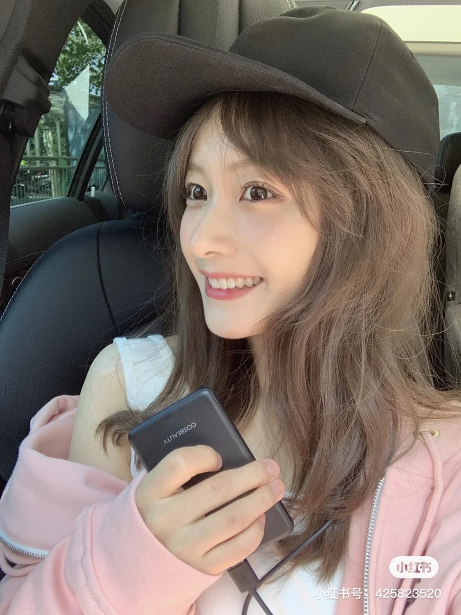 男ウケ抜群のチャイボーグ可愛い。 来世はこの顔になりたい。