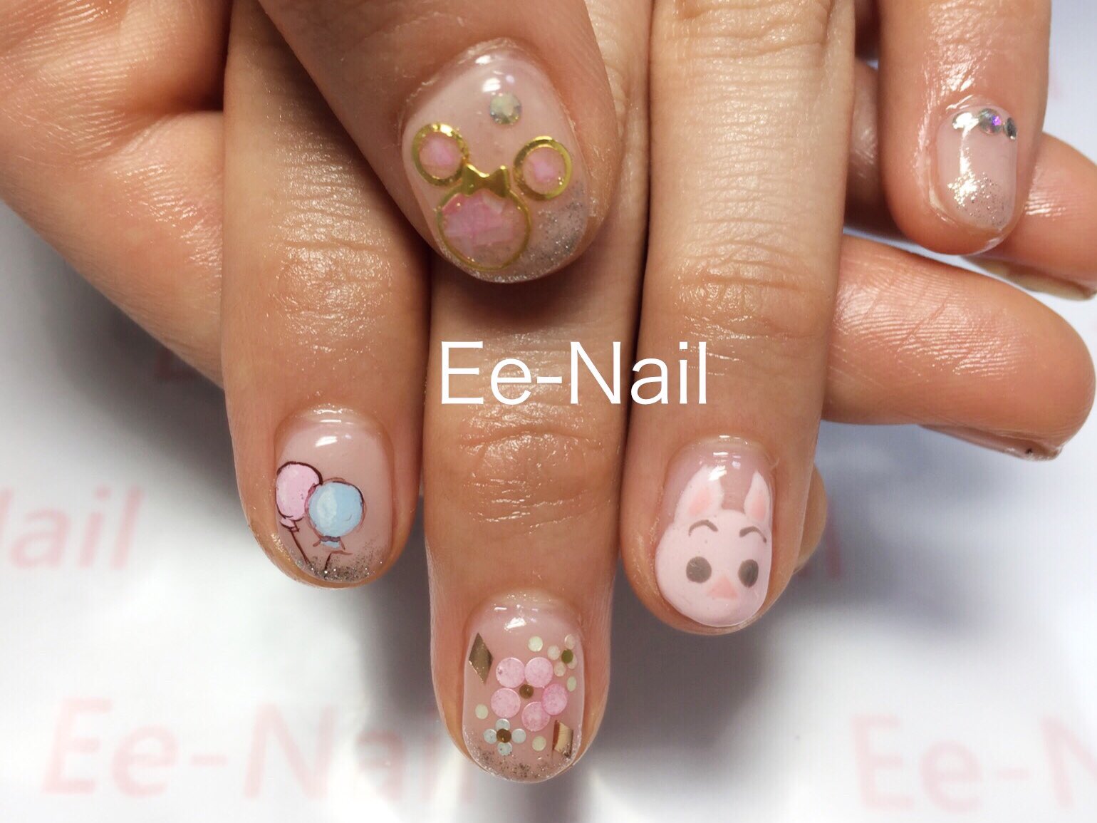 池袋ネイルサロン Ee Nail イイネイル 池袋ネイル シンプルネイル 大人ネイル カラグラ オフィスネイル ジェル ネイル フレンチネイル カラグラネイル 甘皮処理 ウォーターケア 美爪 Hpb Nail 秋ネイル プーさんネイル プーさん ディズニーネイル