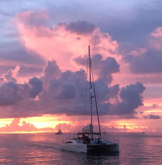 HistoricSeaport's tweet photo. “It is almost impossible to watch a sunset and not dream.” 

-Bernard Williams

#HistoricSeaport// 📸: @sebago.watersports.3

#KeyWest has the #topsunsets 😍 https://t.co/qtfX3TSJi7