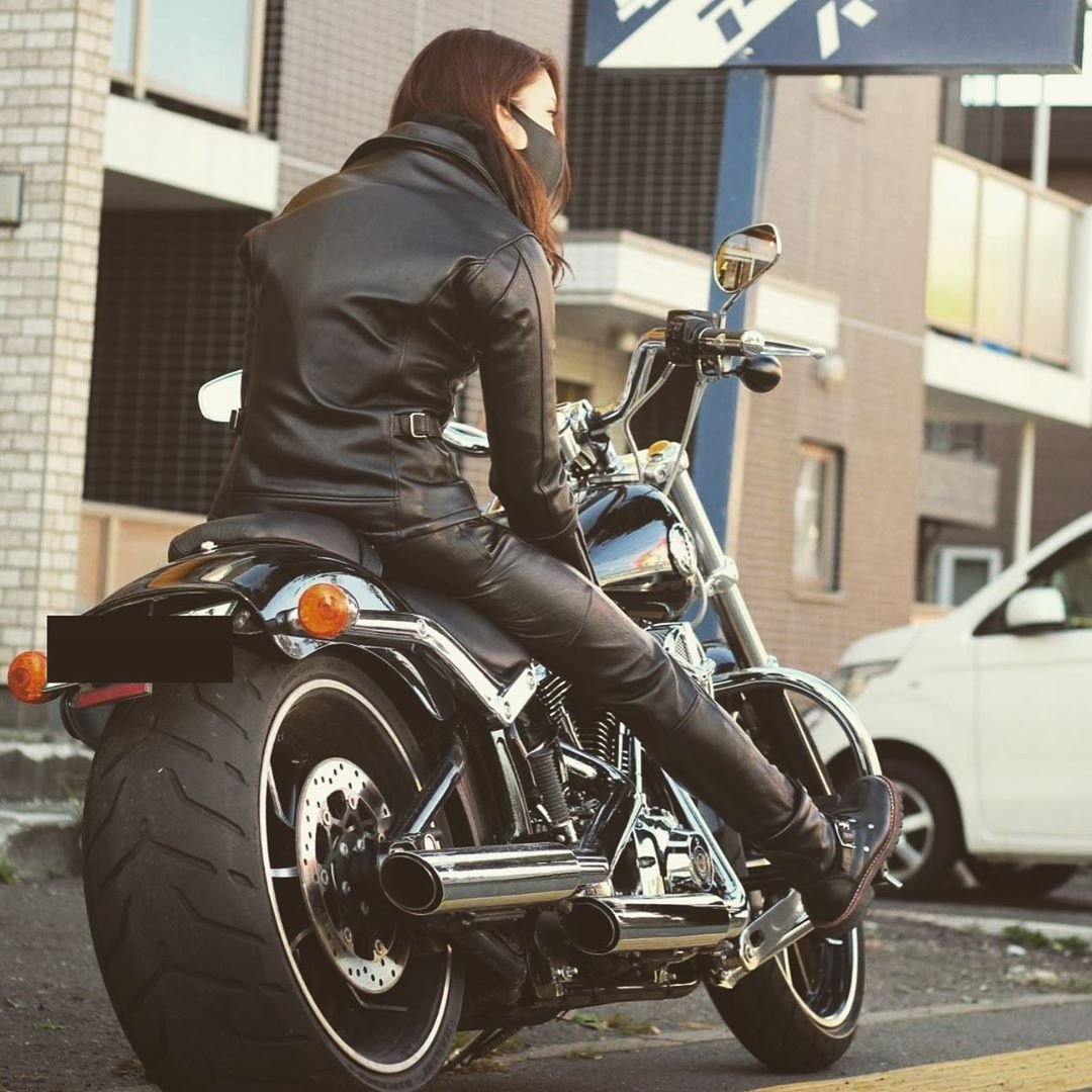 美品】ハーレーダビッドソン革ジャン女性