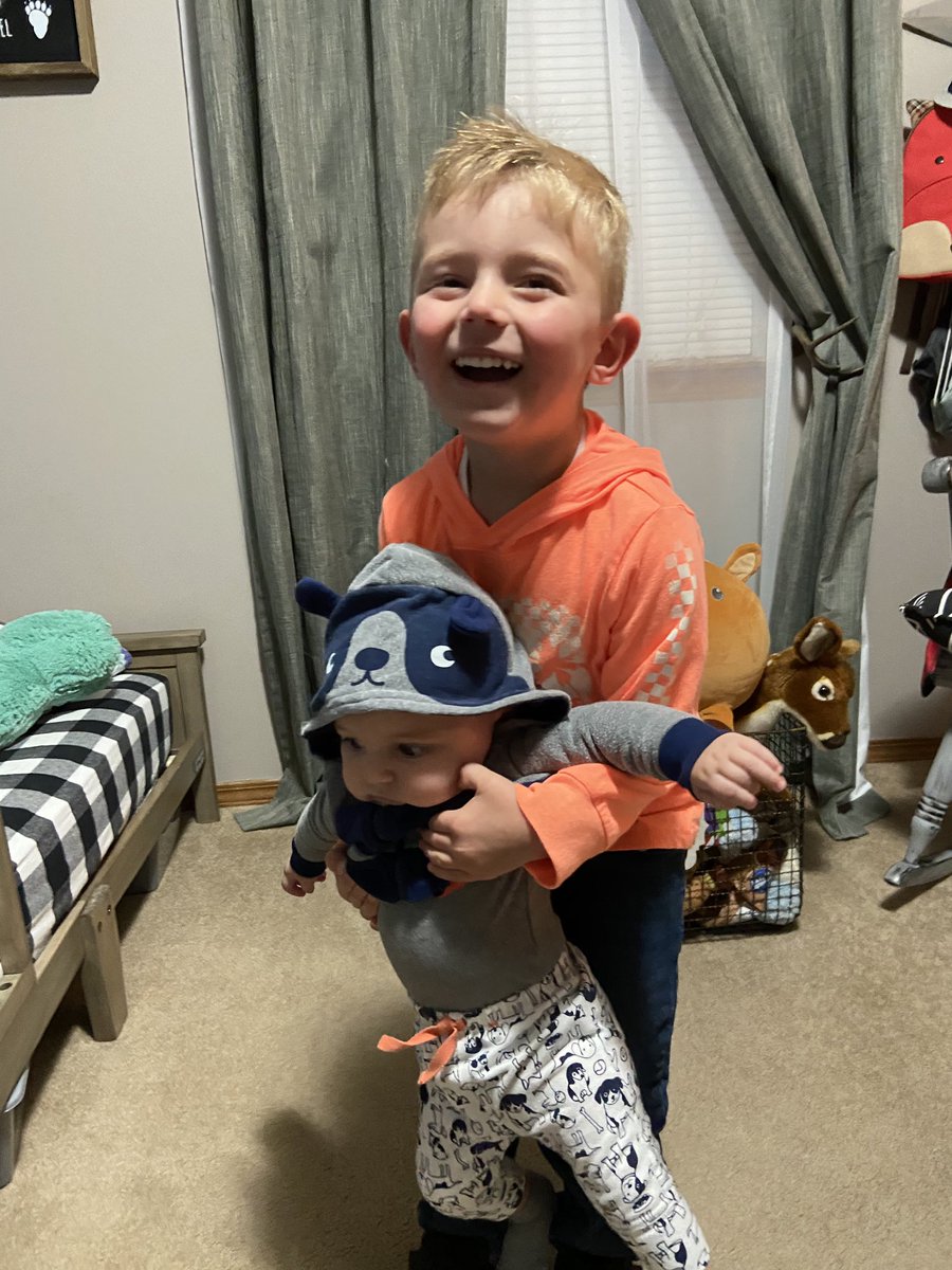 HanNewhouse's tweet photo. I hope these pics make y’all smile. https://t.co/JVySuGzdDY