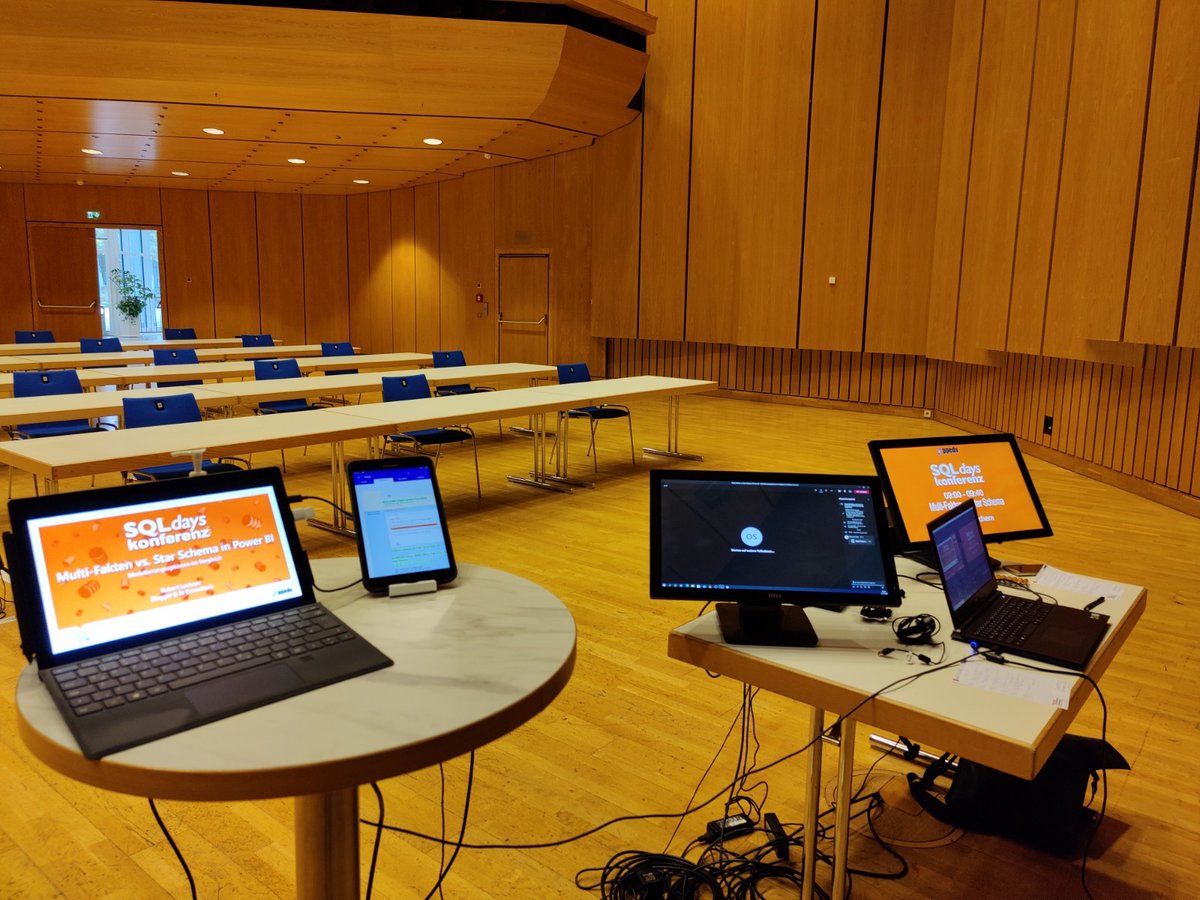 LinearisBI's tweet photo. Hatte meine Session "Multi-Fakten vs. Star Schema in Power BI" bei den #SQLDays2020 in München heute morgen. Corona lässt grüßen: großer Saal, wenig Teilnehmer vor Ort, sehr gute Übertragungstechnik für die Online Teilnehmer. Interessant dabei zu sein. #linearisblog @ppedvEvents https://t.co/lFR6XS9CFt