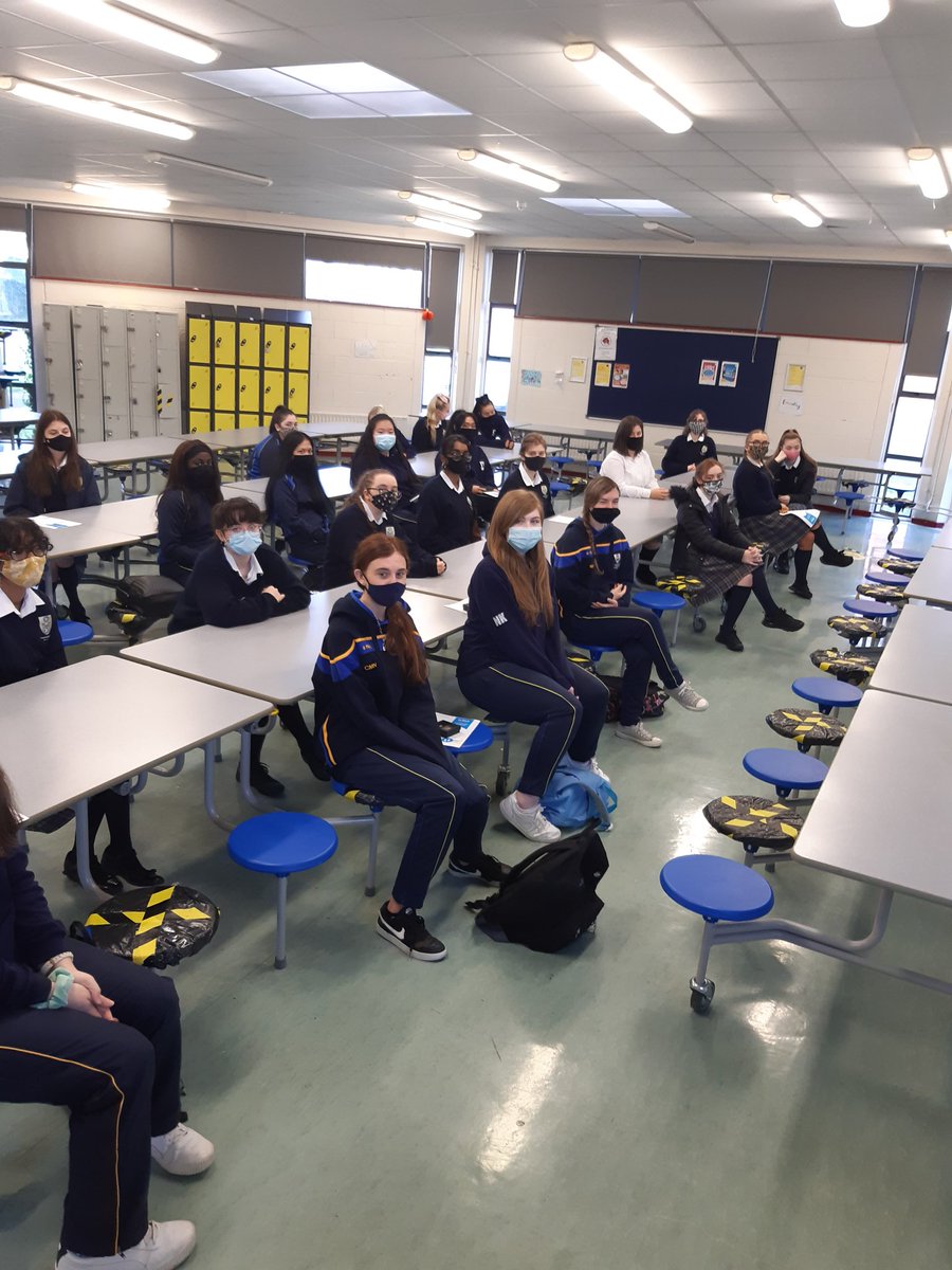 Pres_Terenure's tweet photo. Assemblies within distancing guidelines this week at PCC. A time to reflect on this half term and look forward to the next one! Well done 5th years today #ClassCaptains #Attendance #MolAnÓige @CityofDublinETB https://t.co/IkmNNEBAjC