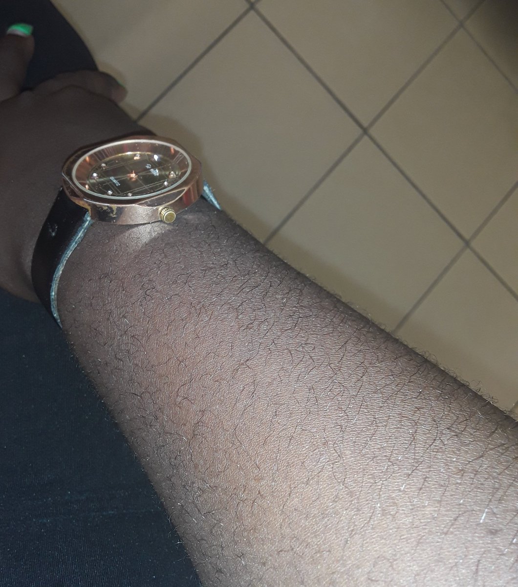 Forever_BlackZN's tweet photo. I'm lefthanded so i wear my watch on my right hand 😏 https://t.co/z8eq7ZkVd7