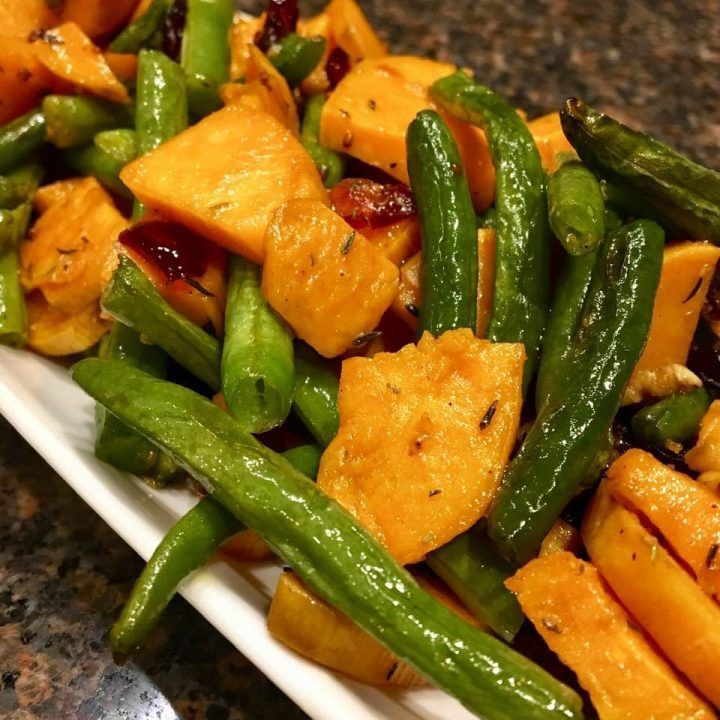 AnitasTableTalk's tweet photo. Roasted Green Beans with Sweet Potatoes and Cranberries--The Perfect Fall Side Dish
RECIPE: https://t.co/mvmk4XS6jQ #RoastedGreenBeans #FallFood #SideDish #RecipeOfTheDay https://t.co/YZDYa1zPAl