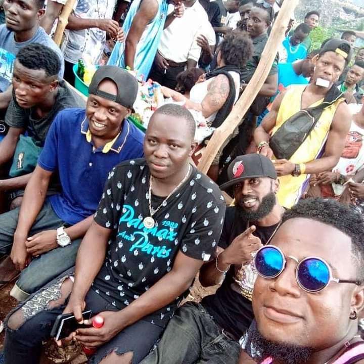 @Grind24SL East Coast, Freetown. East Hood SL love
#Freetown #SierraLeone #SaloneTwitter https://t.co/RYn8Tf22HN