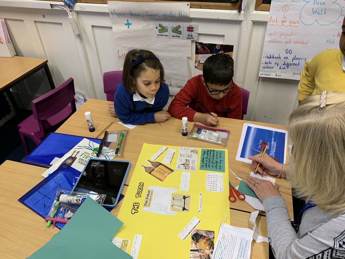 LarkHallPrimary's tweet photo. Year 3 are developing their research skills to make posters about Judaism #lhreweek2020 #lhlambeth #lhwestminster #lhblp #lhcake #lhhgsu https://t.co/2fU1krN7L1