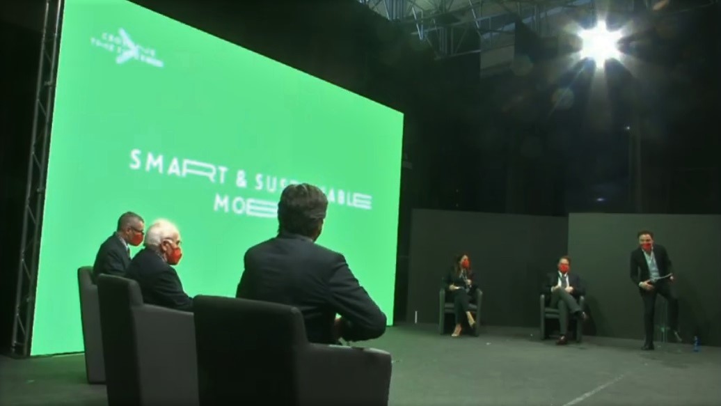 ANFIA_it's tweet photo. #GreenTalk2020 prosegue con la sessione "Smart&Sustainable #Mobility": l’🇮🇹 può giocare un ruolo di primo piano avendo un ampio spettro di #competenze e tecnologie. Intervengono le associate #ANFIA: @PininfarinaSpA #CromodoraWheels #Metelli #Streparava @BremboBrakes
#ANFIAsocial https://t.co/LpPpr9MA66