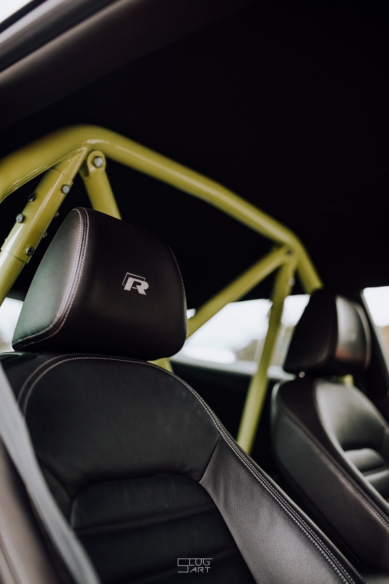 key_rii's tweet photo. シロッコに🇩🇪Wiechers sport
Club sports Rollcageをインストールしました！
色は現行WRXのブレーキに調色してもらって塗ってもらいました。
ボディーを全く痛めずにシート残しで装着できるのでやりすぎてる感なくて好みな感じに仕上がってくれました🤩 https://t.co/u2M1fZtHFF