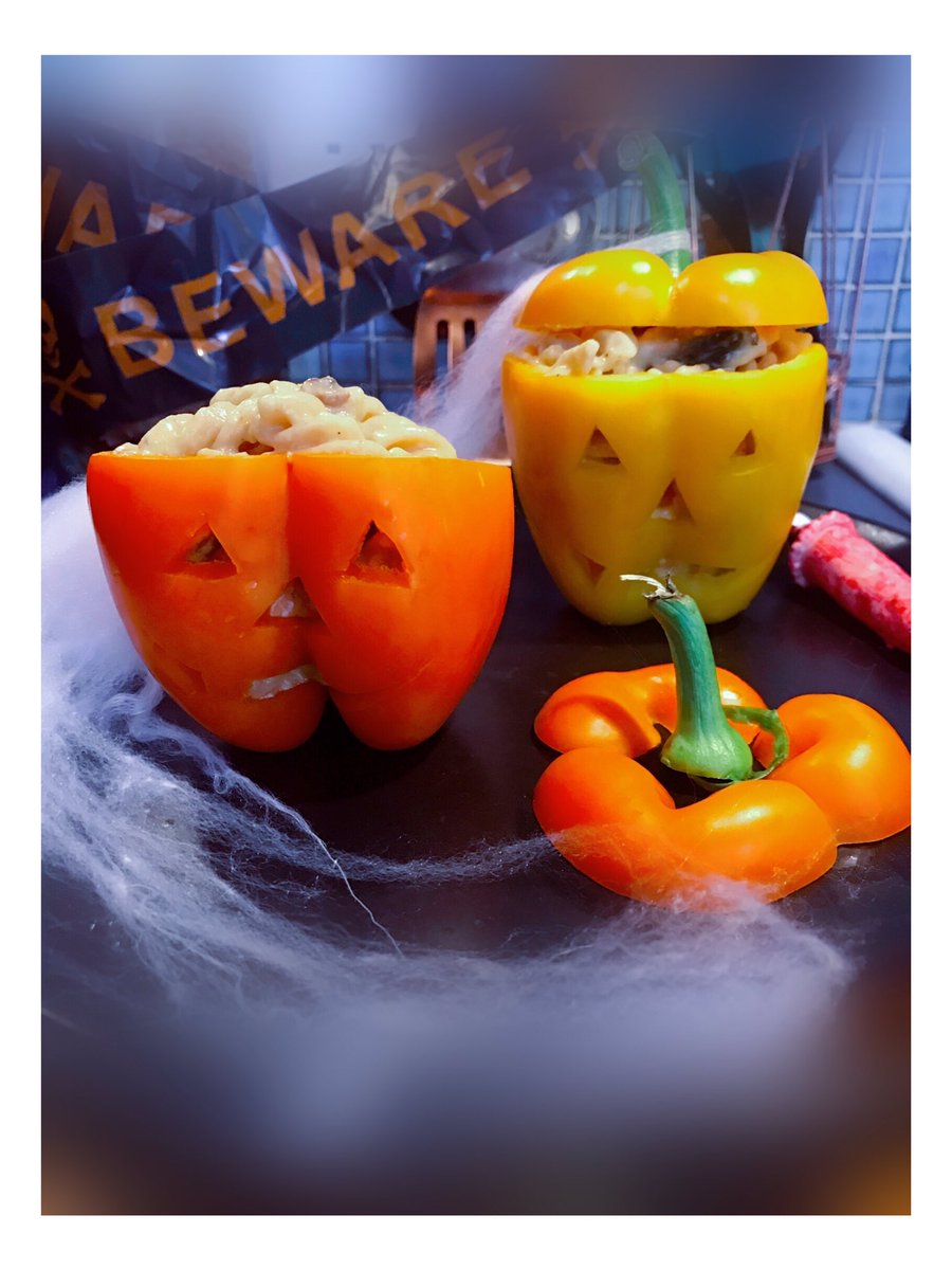 We’re getting into the Halloween spirit this month! 🎃 Take a look at some of the creepy crafts and deliciously spooky recipes we’ve got on our website!