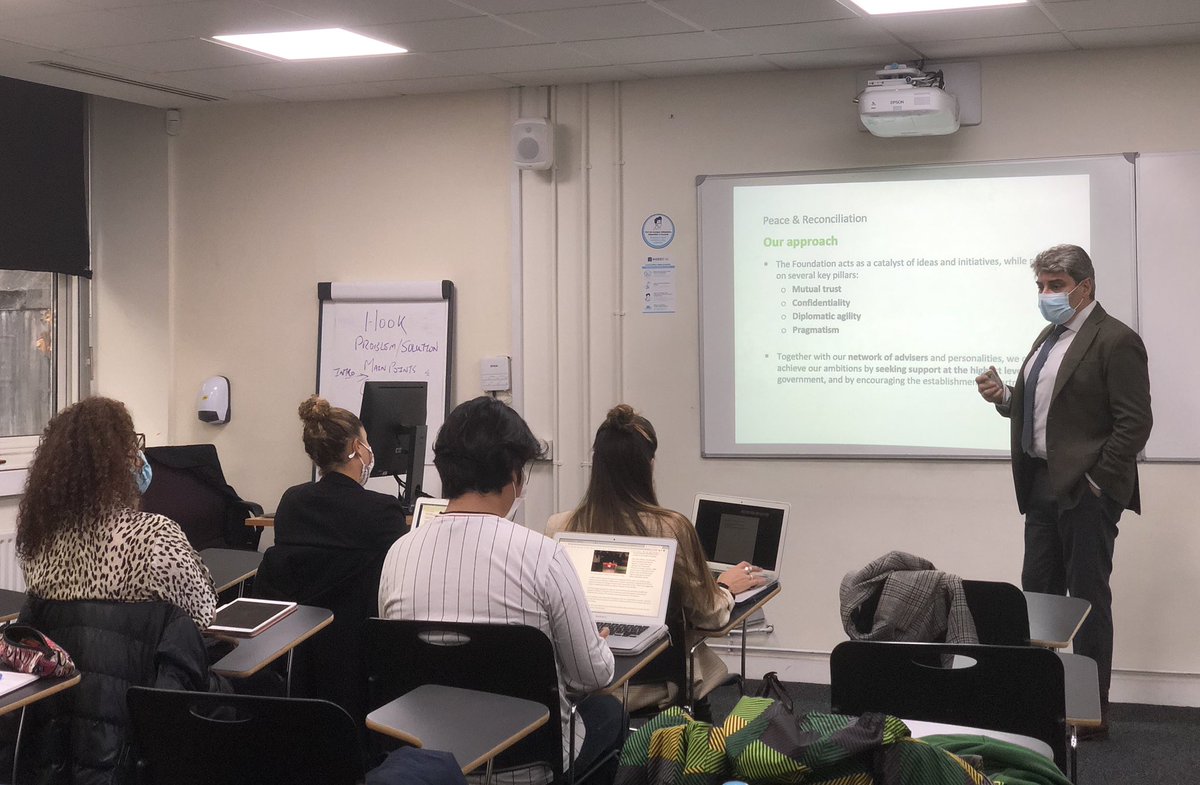 BrazzaFound's tweet photo. 🗣 @RichardAmalvy, CEO @BrazzaFound and teacher @HEIP_Paris, is now present at @INSEEC_U_London to discuss the #CivilSociety #diplomacy with @HEIP_Paris students and present the role of the Foundation in this matter 👇 #TrackII https://t.co/u22ABVV4tc