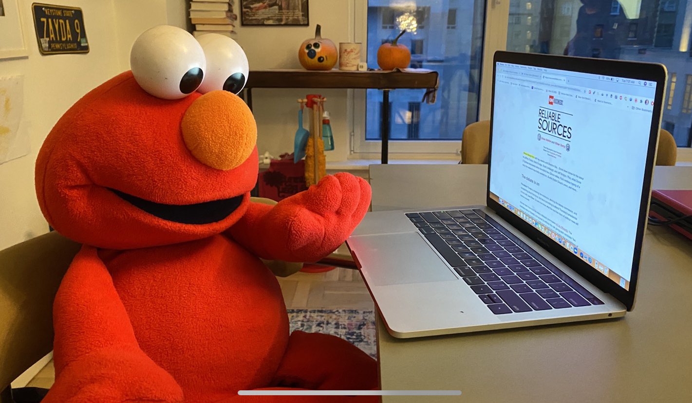 Mince Tick Motivering Brian Stelter on Twitter: ""Daddy, Elmo is working," Sunny said. So the  next time there's a typo in Reliable, I'm blaming this guy.  https://t.co/qK81oorIPx https://t.co/uPecwIAyKT" / Twitter