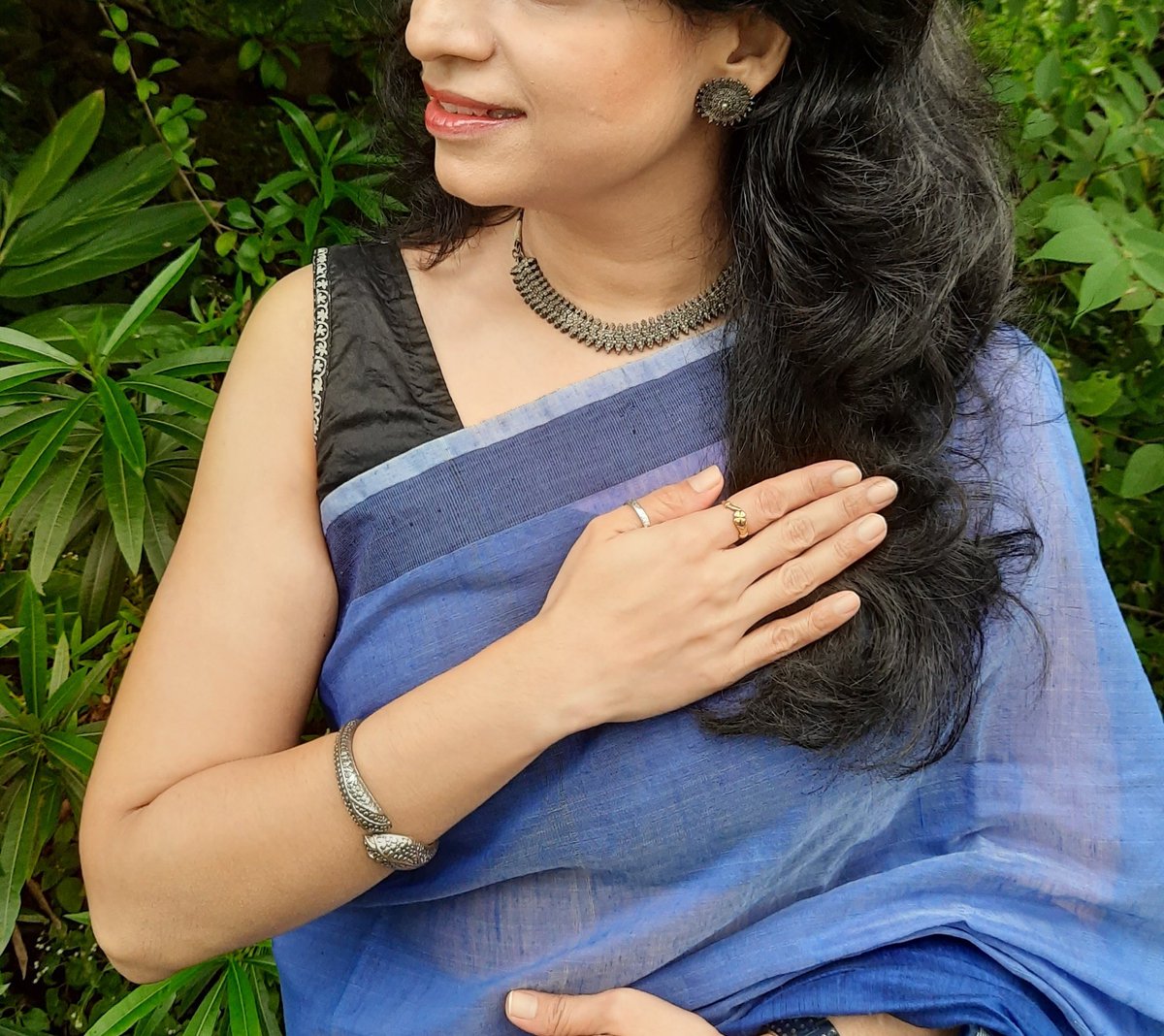 Aditi_SoSaree's tweet photo. New Post Up: Happy Navratri : Day 4: ROYAL BLUE Colour
https://t.co/DMDS893qp0
#sareeblogger #fashionblogger #southasianblogger #Navratri2020 #colorsofnavratri https://t.co/cz3ojwWmC4