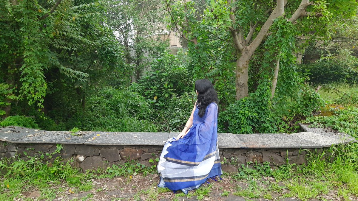 Aditi_SoSaree's tweet photo. New Post Up: Happy Navratri : Day 4: ROYAL BLUE Colour
https://t.co/DMDS893qp0
#sareeblogger #fashionblogger #southasianblogger #Navratri2020 #colorsofnavratri https://t.co/cz3ojwWmC4