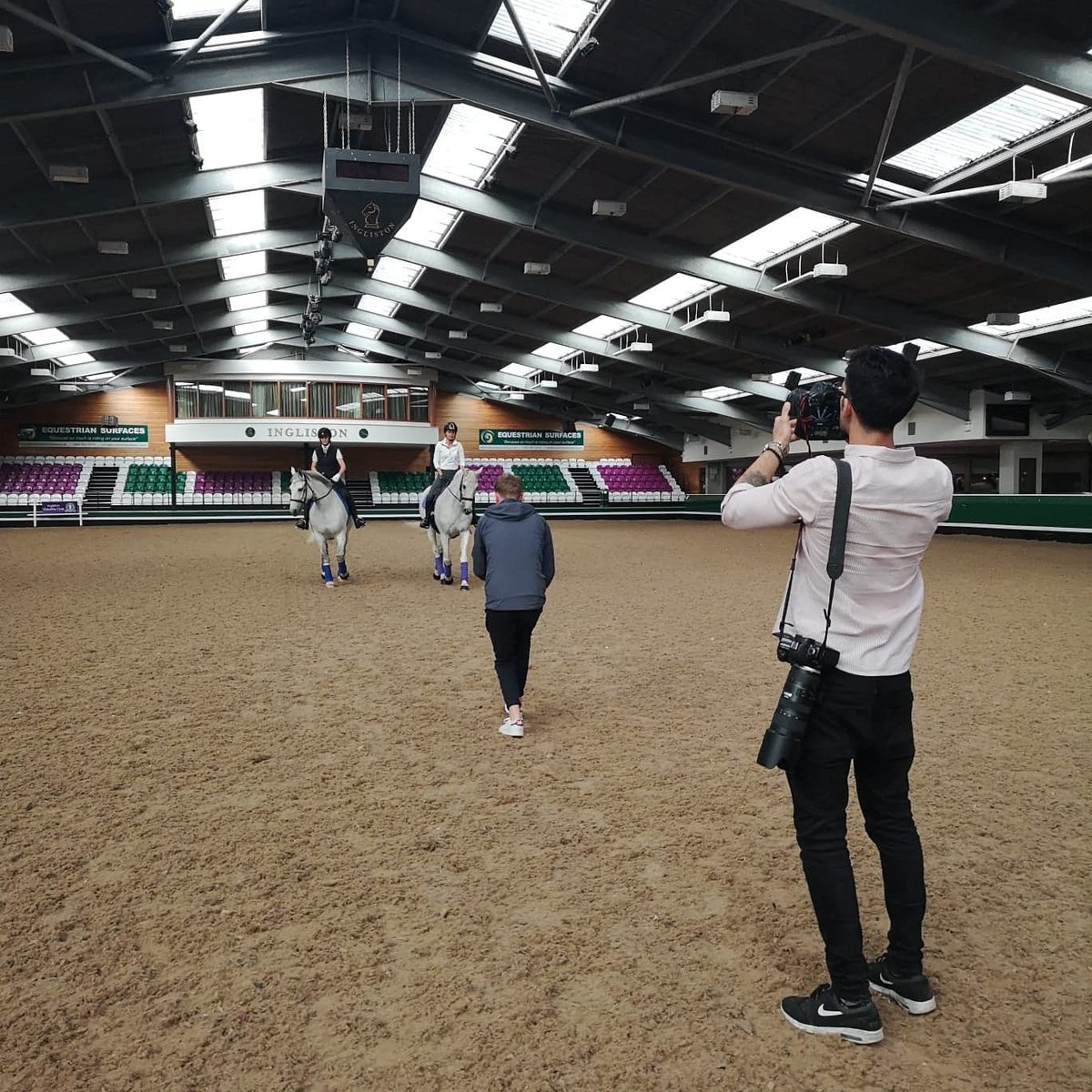 kabe design tweet media