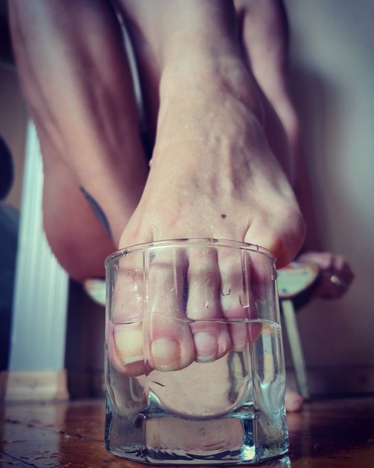 Do you want to drink this water? https://t.co/E9xPYzUa6u<a href="/tag/footfetish"class="tags"><span>#footfetish</span></a><a href="/tag/feet"class="tags"><span>#feet</span></a><a href="/tag/pedicure"class="tags"><span>#pedicure</span></a><a href="/tag/toes"class="tags"><span>#toes</span></a><a href="/tag/longlegs"class="tags"><span>#longlegs</span></a><a href="/tag/soles"class="tags"><span>#soles</span></a>