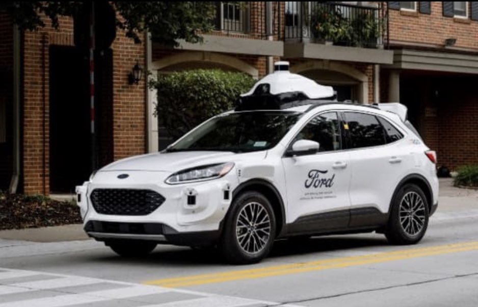 #AutonomousVehicles market adoption expected in 2 years - another #techEnabler step! thank you #Ford    cnbc.com/amp/2020/10/20…