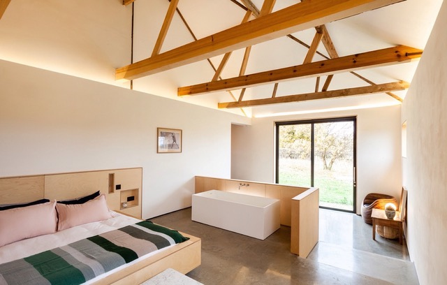 ECLocations's tweet image. Barn conversion goals with ECH105 ✨

So many gorgeous features to this beautiful big space including polished concrete floors, exposed brickwork &amp;amp; beams.

View the full location here: eastcoastproduction.co.uk/locations/barn…