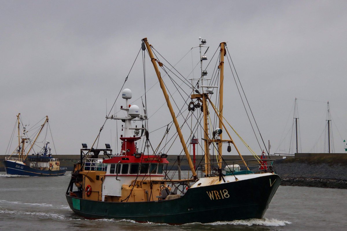 WR 18, IN SOLIDUM, loopt de haven van Harlingen binnen
Met dank aan Hette Kloosterman