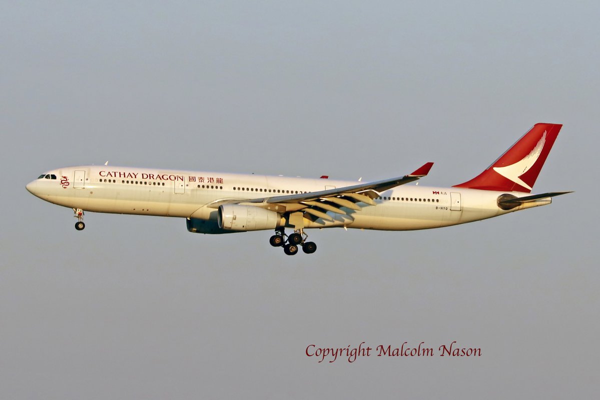 malcolm_nason's tweet photo. Cathay Pacific has announced they are to shut down their CathayDragon subsidiary with routes to be taken over by the main airline and Hong Kong Express. @DragonAirRBLX  @cathaypacific #airlinenews #aviationnews #aviation #HongKong #avgeek https://t.co/xE94e3XQzH