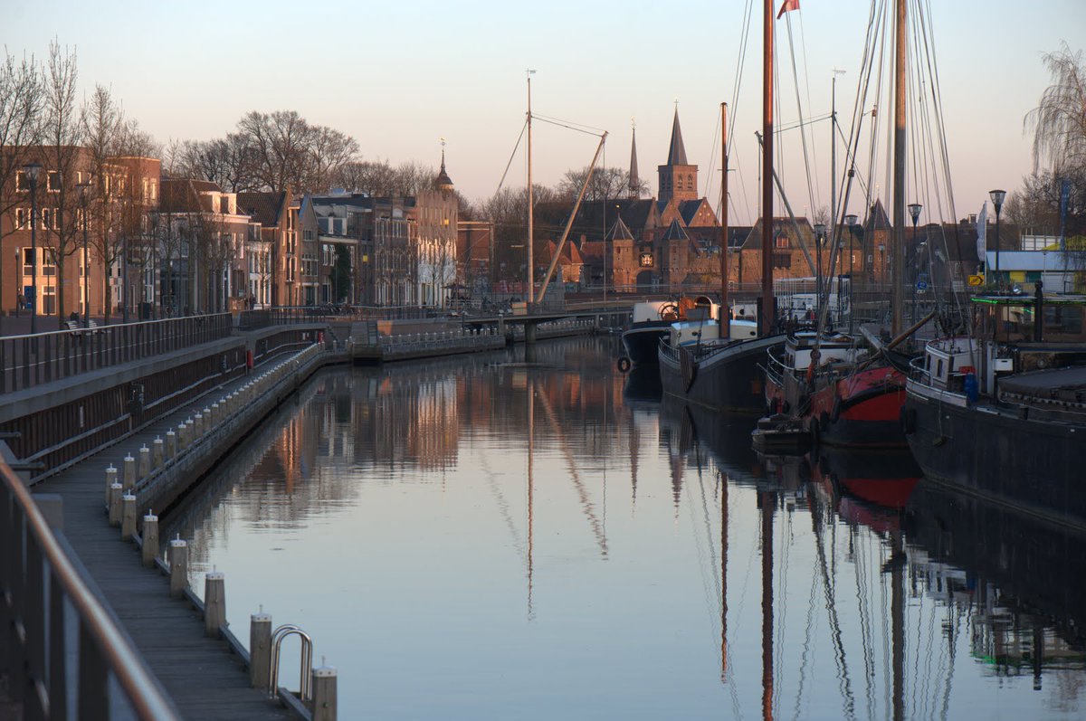 #vacature Ons makelaarskantoor staat in de top 3 in Amersfoort en we werken elke dag hard om dit resultaat hoog te houden. Wil jij als medewerker Lokale Office jouw steentje hieraan bijdragen? We ontvangen graag jouw reactie!

✅ hvegroep.nl/vacatures/mede…