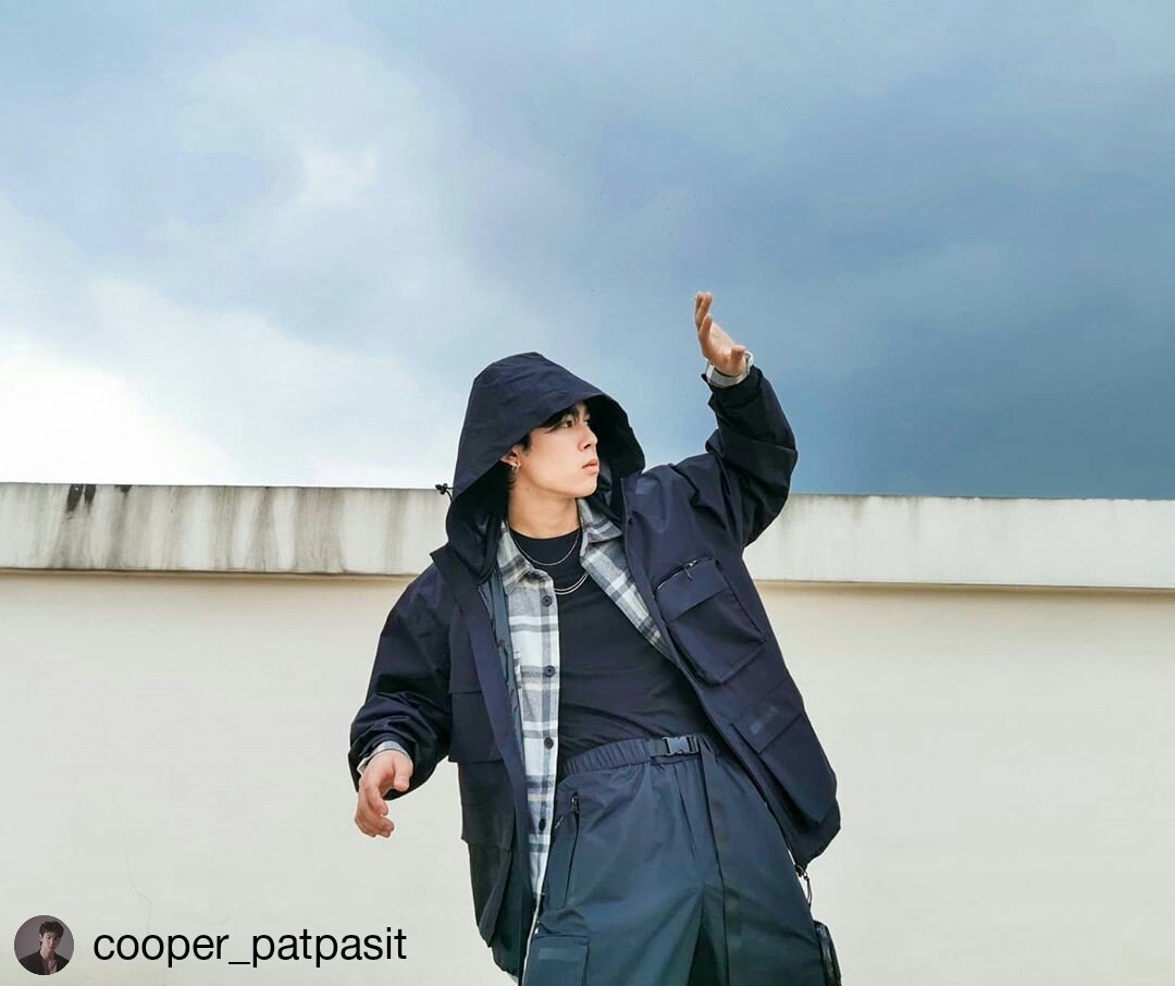 tsme_ph's tweet photo. 1021 [INSTAGRAM UPDATE] 2020

#HMMan right at your block~ ◾

follow them on their other social apps:
🐦twtr: @cooper_patpasit
👁️weibo: cooper_patpasit
------------------------------------------------
#แล้วแต่เปอร์ #cooper_patpasit
#myengineerมีช็อปมีเกียร์มีเมียรึยังวะ https://t.co/NAKHfol1Le