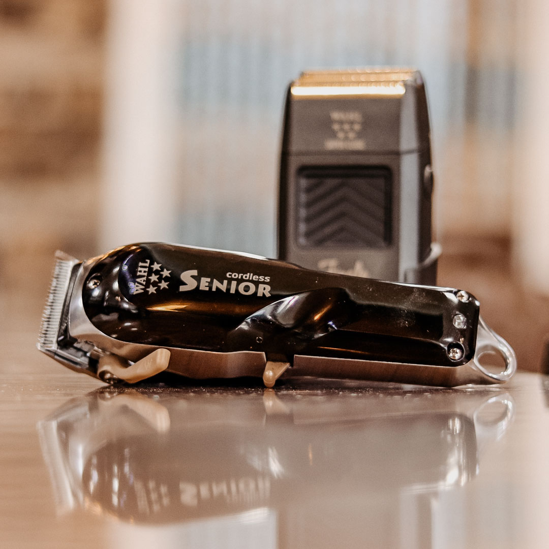 WAHLspain's tweet photo. Un pareja perfecta, #WAHLSenior + #WAHLFinale 💥❤️️
#wahlpro #wahlclippers #wahlclub #barberlife #mobilebarbershop #neverstopcreating #wahlespaña #wahlprospain #barbería #barbershop #barber #wahlclipper #wahlshaver #fadecut https://t.co/B8HQSUP2sI