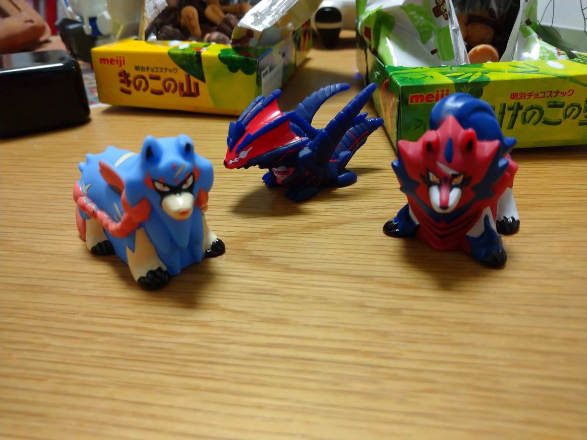 欲しかったポケモンキッズを確保、やったね！ ザシアンとザマゼンタ