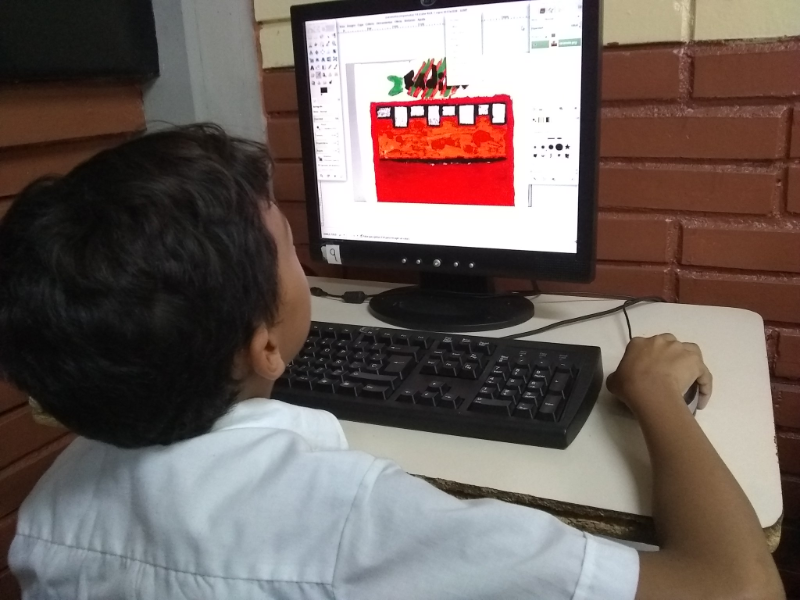 El Cine Infantil es un proyecto que contempla @Fundabit con el Cine Infantil el niño escribe historias dibuja corta, da vida a objetos inanimados entre otros Los tutores enseñan las técnicas cinematográficas como el Stop Motion, que incorpora diversas áreas del conocimiento