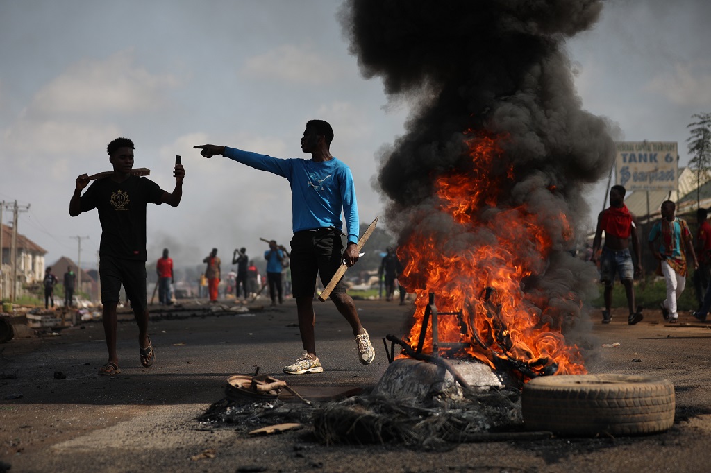 ‘Credible but disturbing evidence’ that security forces in Lagos fatally shot protesters, says Amnesty International — in pictures  https://aje.io/alk2m 