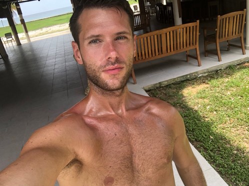 MeetingsTyler's tweet photo. Retweet my post and I will send You my hot video! 😈😈 https://t.co/NwplQYdJAM