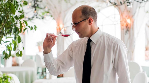 Online Wine Tasting from the Amalfi Coast.

Bring a taste of Italy into your home this Christmas with our specially commissioned Masterclass on Sat 12 December. Sample three of the finest boutique wines from the Campania region. Places limited.

Details: bit.ly/3jp7RUI