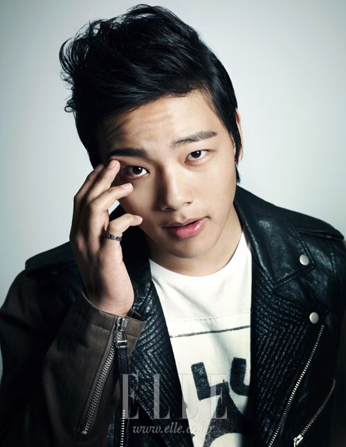 ELLE Girl’s Korea March (2012) / ELLE Korea 2012