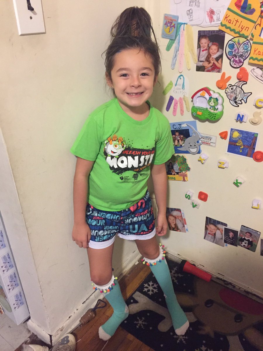 All ready for Wacky Wednesday. When you can’t go to a tropical island you bring the palm tree to your head. @MeadowDrMineola #MineolaProud