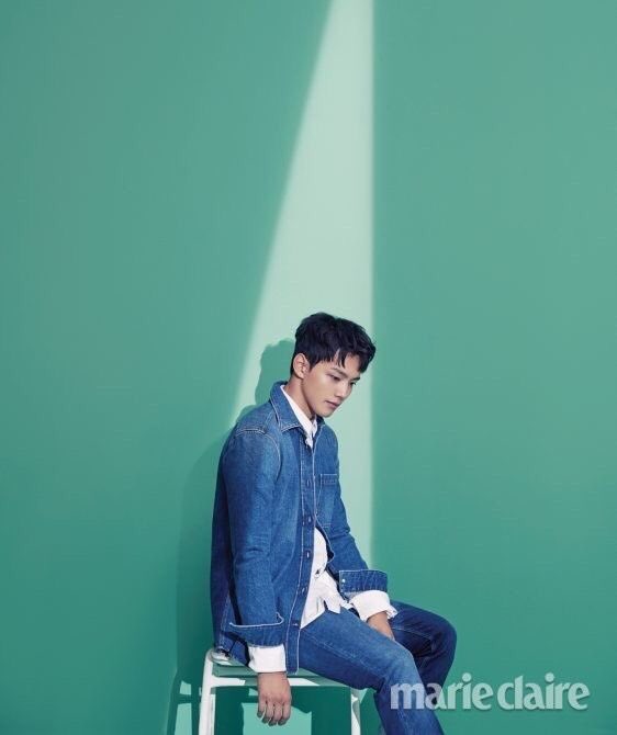 Marie Claire Korea October 2017