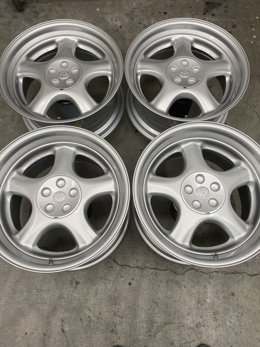ご依頼ありがとうございました！ 80スープラ純正ホイール 2P加工致し