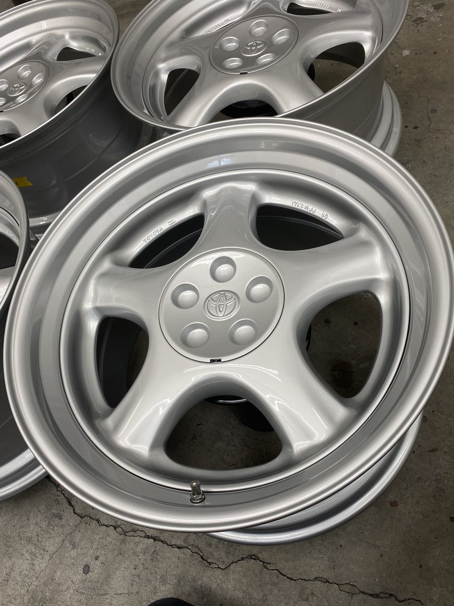 ご依頼ありがとうございました！ 80スープラ純正ホイール 2P加工致し 