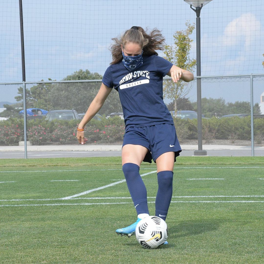 ksspain's tweet image. ⚽No os podéis perder la entrevista de Eva Alonso en Radio Nacional. Impresionante todo lo que estás consiguiendo @Alonso_Eva2  Te deseamos muchísimo éxito!! 🇺🇸
Podéis escuchar la entrevista en el Link 👉zcu.io/4FSH